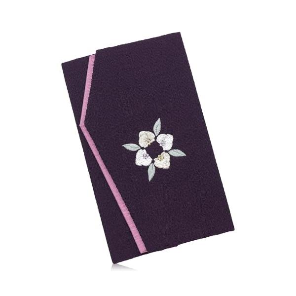 *?二越ちりめん切り替えふくさは、日本の伝統的な美しさを象徴する逸品です。熟練の職人による手作りで、一つ一つに個性と温かみが宿っています。特別な場面にふさわしい品格を備えた製品です。*?使用している生地は京都産の二越ちりめんで、まるでシルク...