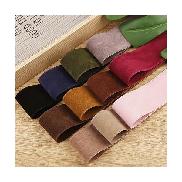 *韓国で大流行中のベロアリボン・ベロア生地です ベロア素材は、驚くほど柔らかくて心地良い触り心地が特徴です。まるでベルベットのような贅沢なビロード生地に似ています。このベロア素材は、一度触れるとその魅力に虜になること間違いなし *豪華さと優...