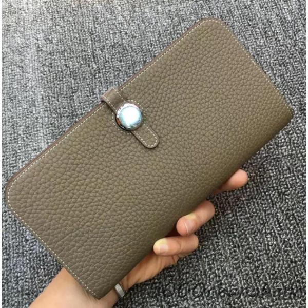 長財布もミニランドセルもどっちもつくりたいあなたに♪！両方！つくれて更にイニシャルキーホルダーもこの機会をお見逃しなく(#^.^#)＝長財布＝◆収納◆ 小銭入れはファスナータイプお札を入れるポケットが2つカード入れは8カ所折りたたみタイプの...