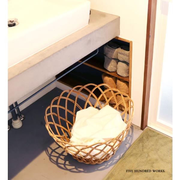 【商品名】THE AROROG アラログ 丸バスケットL【商品説明】風合いの良い皮付きラタンの丸バスケットLです。アンティークな雰囲気が味わい深いアイテムです。懐かしい雰囲気のある大きめのバスケット。洋服やタオル入れに丁度良いサイズ感です。...