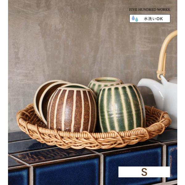 【商品名】UTILE NAIR (ユティル ナイール) ざるラウンド Sサイズ【ブランド】Creer(クレエ)【商品仕様】size：約 φ240×h30mm重量：約 155g素材：ポリプロピレン、ポリエチレン、ステンレス原産国：中国×電子レ...