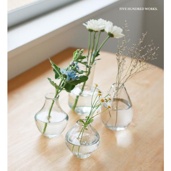 【商品名】Sceneryvase(シナリーベース)シナリー ミニフラワーベース【ブランド】Creer(クレエ)【商品仕様】・ネモフィラsize：約 φ80×h85mm重量：約 155g素材：ガラス原産国：インド・ビオラsize：約 φ85×...