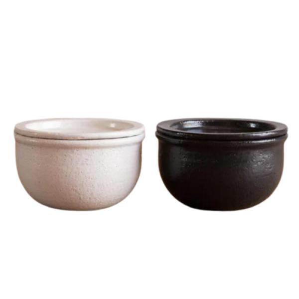 商品情報ブランド TOJIKI TONYA残りご飯が炊き立てのように復活。萬古焼の陶器製おひつで、ふっくら・もっちり食感をもう一度。茶碗としてそのまま使える便利な一膳サイズです。・電子レンジで温め直すと、陶器が吸収した水分を蒸気として放出し...