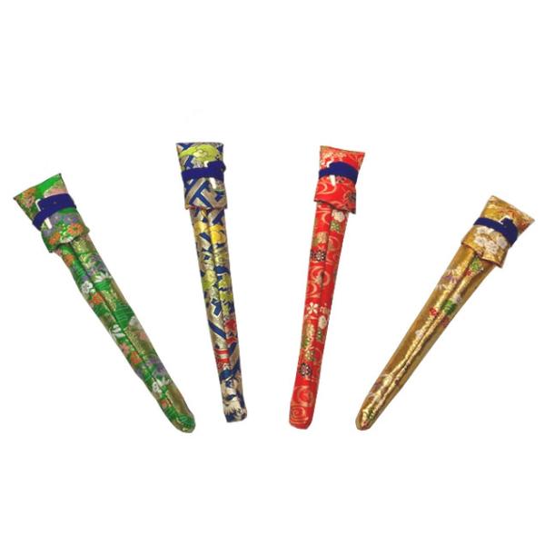 品質：ポリエステル・レーヨン（金銀装飾糸使用）寸法；約２９ｃｍ（９寸５分）用の扇子専用日本舞踊（日舞）やよさこいなどにおすすめな舞扇入れです色系統はお選びいただけますが、柄は選べません。（写真の柄は１例です。ご注文前に柄等を確認することはで...