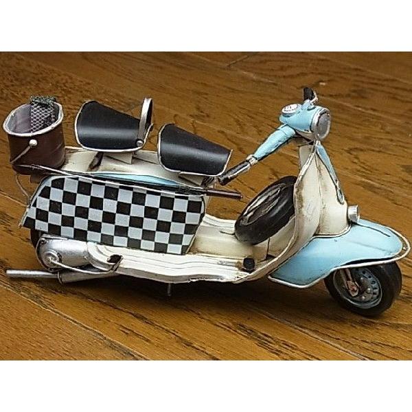 アンティークオブジェ ブリキのおもちゃ Vespa (scooter) ベスパ