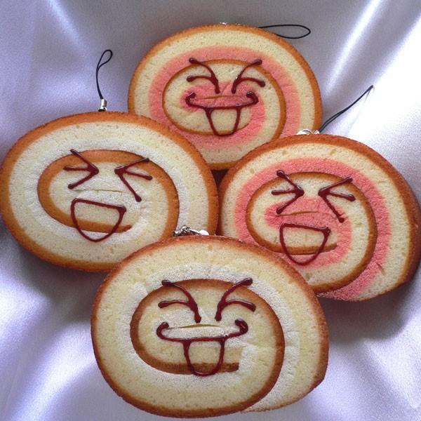 ロールケーキ ケース ストラップ キーチャーム ふわふわ フェイス 顔文字 スイーツ 大 甘い香りつき 099 001 7 5 3アクセサリーshop 通販 Yahoo ショッピング
