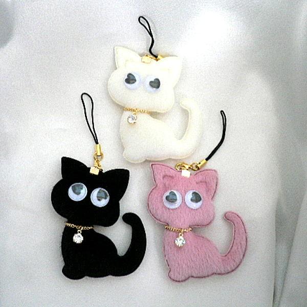 ストラップ ネコ 黒猫 白猫 ピンク かわいい ふわふわ スマホピアス Js1026 04 7 5 3アクセサリーshop 通販 Yahoo ショッピング