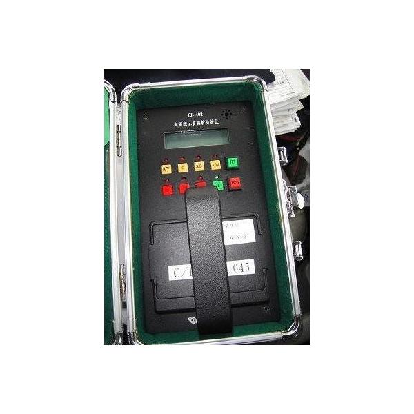C2A【本aO713(7)有】交渉OK!ガイガーカウンター 計測器 放射能サーベメーター CNNC社 FJ402型 2011年3月製 本体サイズ12×7.5×22cm 送料別途