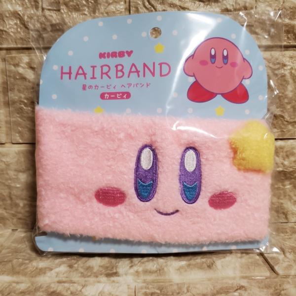 ふわふわで手触りもバツグン。お風呂上りのスキンケアやメイクなどに便利。■サイズ：約250×85×40mm■素材：ポリエステル