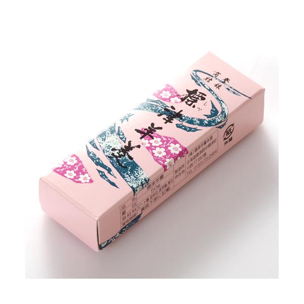 北海道で有名な羊羹の一つ 道東標津町の名物羊羹。<br>ミニサイズ 道東の人気土産です。<br>【商品名】標津羊羹ミニ<br>【内容量】50ｇ<br>【原材料】金時豆、ビート糖、寒天、麦芽糖&...