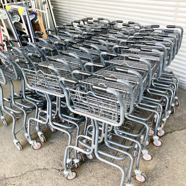 ショッピングカート 中古・引取限定・大阪吹田】ショッピングカート 33台セット 買い物