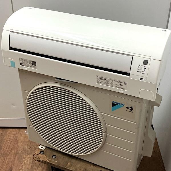 徳*様 ◆直接引き取り限定◆DAIKIN2.2Kw 6畳用AN22WESK-W 引取限定・中古】DAIKIN/ダイキン 2.2kW 6畳用 AN22WESK-W 2019