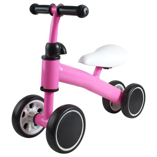 ペダルのない幼児専用スライダーです。安定感のある4輪タイプを採用！タイヤは柔らかいスポンジタイヤ採用で、フローリングの床を傷つける心配もありません！後ろに蹴った時に後輪が邪魔にならない設計でとっても乗りやすいです♪誕生日プレゼント、お祝いに...