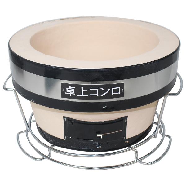 小さいながらも本格的な作り！お酒と一緒にちょっとしたつまみを手軽に焼ける七輪♪焼き魚や魚介類・焼き鳥・焼肉など炭火焼料理が手軽に楽しめます！ちょっと贅沢なおうち時間のお供に！スチール台付きなので卓上でも使え、移動もラクラク。小窓の開け閉めで...