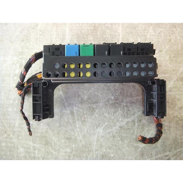 ラスト！！！！早い者勝ち！ ベンツ Aクラス DBA-169032 ヒューズボックス 助手席足元 管理番号