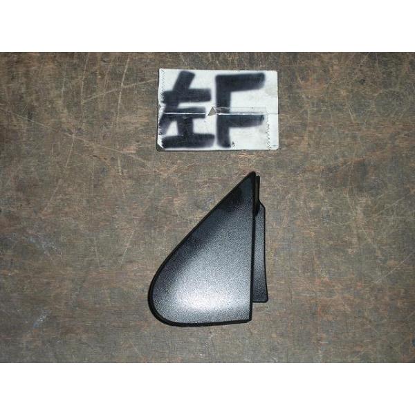ワゴンR ワゴンR DBA-MH23S 左フェンダー三角カバー 純正品番77221