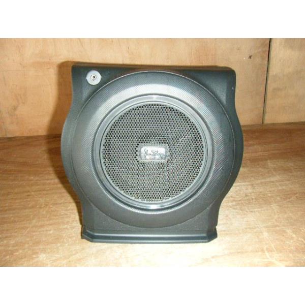 スピーカー・ウーファー B+com ONE bB DBA-QNC21 ウーファー ウーハー 純正品番86150-B1011-B0 管理