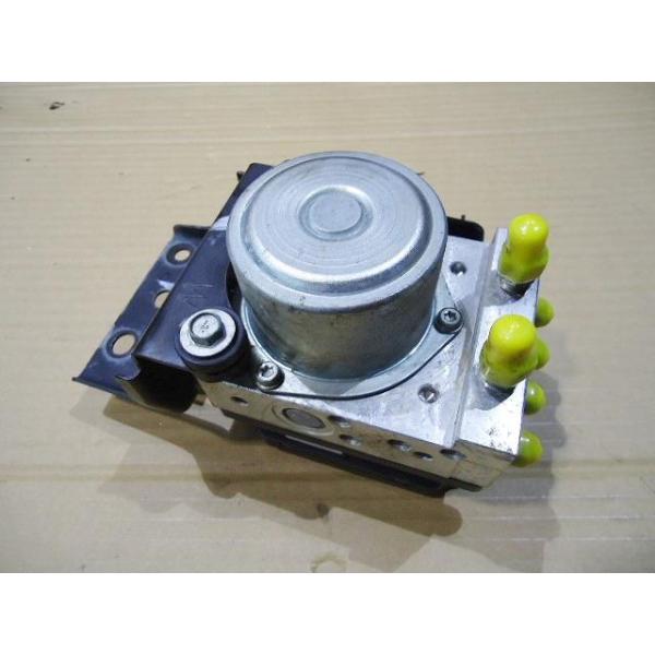 セレナ DBA-FC26 ABSアクチュエーター 純正品番47660-1VA9C 管理番号