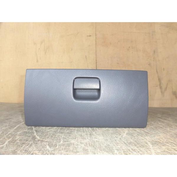 **** 商品説明を必ずご確認ください ****部品管理番号：001542813070210メーカー純正品番：77505-S8R-003ZB部品名：グローブBOXメーカー代替品番：77503-S8R-003ZB部品区分：リサイクル品管理品番...