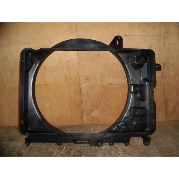 **** 商品説明を必ずご確認ください ****部品管理番号：001557454629650メーカー純正品番：21475-HA00A部品名：ファンシュラウド部品メーカー品番：21475-HA00C部品区分：リサイクル品管理品番：Z2296車...