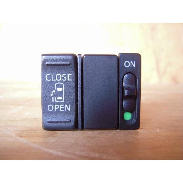 タント DBA-LA600S パワースライドドアスイッチ 純正品番84930-B1040