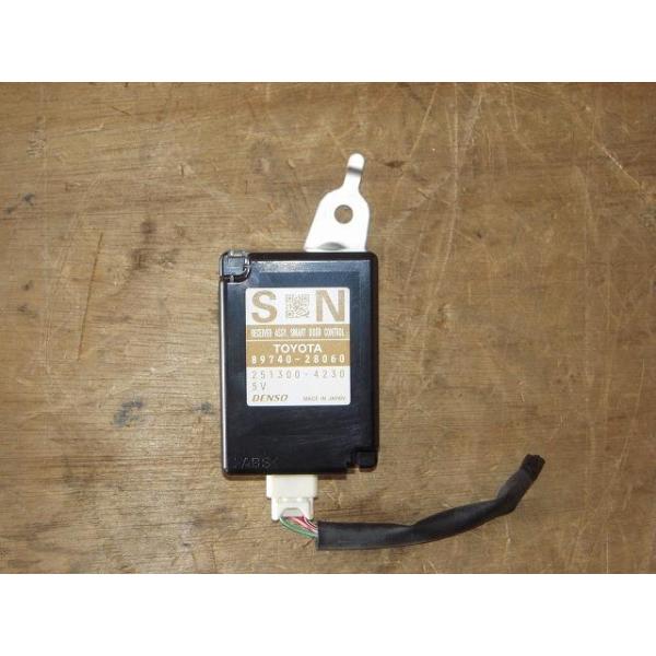 ヴォクシー VOXY DBA-ZRR70W スマートドアコントロールレシーバー 純正
