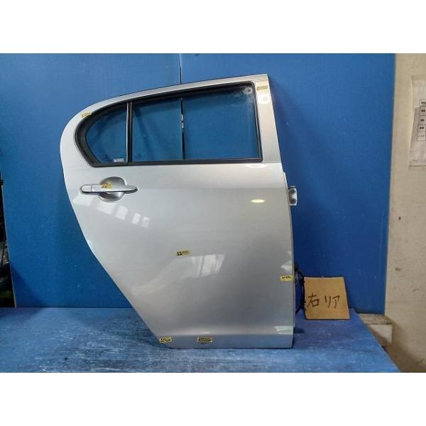 ミラ（ダイハツ） ミライース DBA-LA300S 右リアドア カラー番号S28 