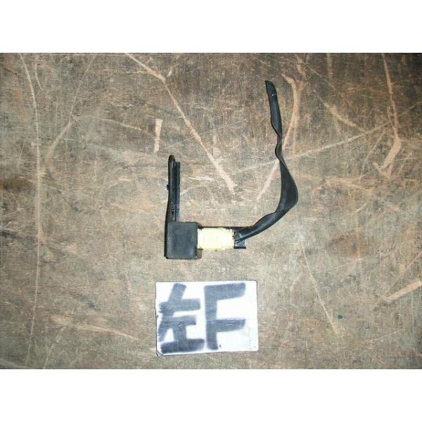 **** 商品説明を必ずご確認ください ****部品管理番号：001651923628600メーカー純正品番：89174-59155部品名：エアバックセンサー部品メーカー品番：89174-52040部品区分：リサイクル品管理品番：Z8540...