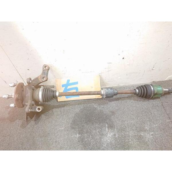 eKワゴン DBA-H81W 右フロントナックル 純正品番MR589604 管理番号