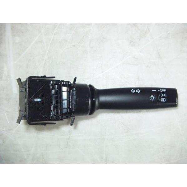N-BOX DBA-JF1 ライトスイッチ 　純正品番35255-T2A-J11 管理番号AA8654