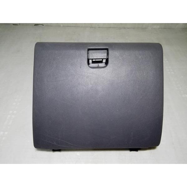 **** 商品説明を必ずご確認ください ****部品管理番号：230210000270210メーカー純正品番：MR779020部品名：グローブBOX部品メーカー品番：MR320204部品区分：リサイクル品管理品番：AC3144車名：ミニカ車...