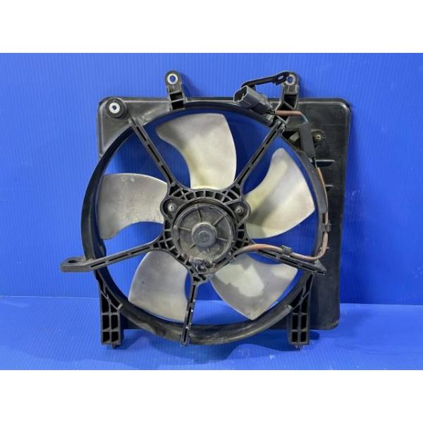 フィット DBA-GD1 電動ファン 助手席側 純正品番19030-PWA-J51 管理