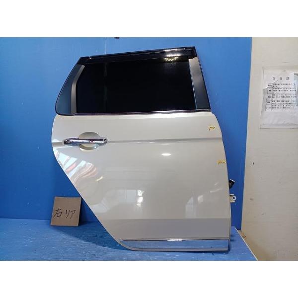 N-ONE DBA-JG1 右リアドア カラー番号YR644P プレミアムアイボリー(P