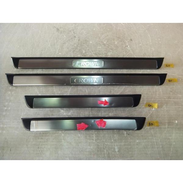 κ*й様 200系クラウン　スカッフプレート　1台分 κ*й様 200系クラウン スカッフプレート 1台分 κ*й様 200系クラウン