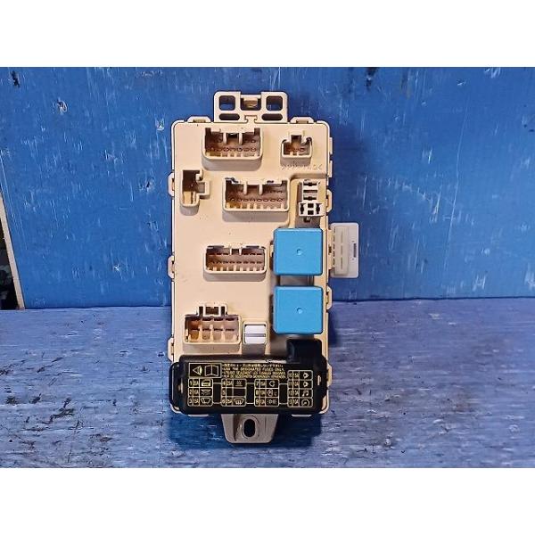 オッティ DBA-H92W ヒューズボックス 室内側 純正品番24352-6A00B 管理