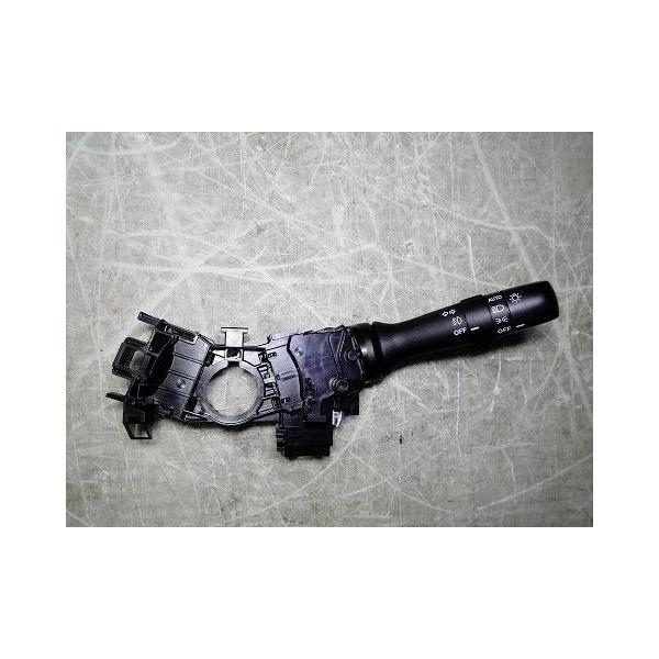 タント DBA-LA600S ライトスイッチ 　純正品番84140-B2130 管理番号AC7328