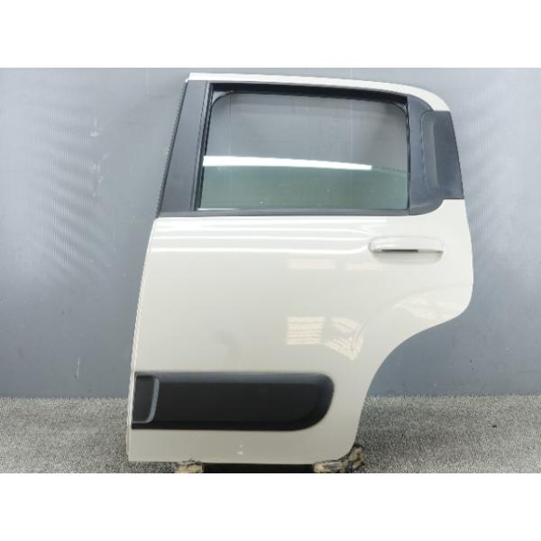 7876 フィアット パンダ 13909 リアドア左 715/A（G1-3） : Auto
