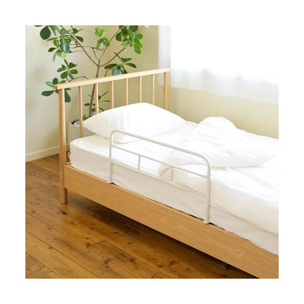 他サイト： 山善(YAMAZEN) ベッドガード 大人 落下防止 布団ずれ防止 取付カンタン 幅74×奥行50.5×高さ36cm 完成品 マットホワイト Yの商品画像