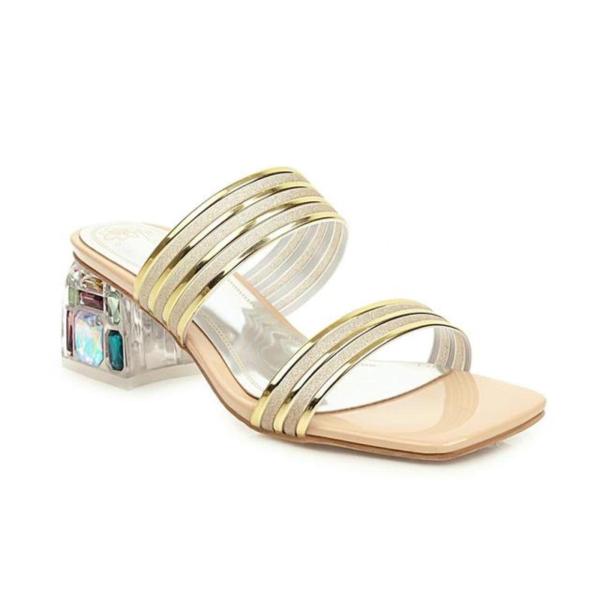 夏に快適！ラグジュアリークリスタルサンダルのポイント解説