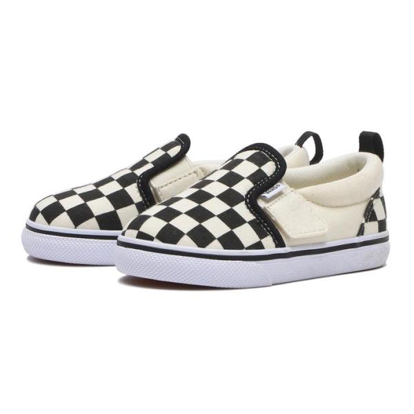 VANS【ヴァンズ】クラシックラインの代表モデル・SLIP ON(スリッポン)のトドラーサイズモデル。アッパーには柔らかな素材を採用、履き口 両サイドにベルクロストラップが搭載されているので履き口が大きく開き足の甲に合わせた調整が可能。履き...