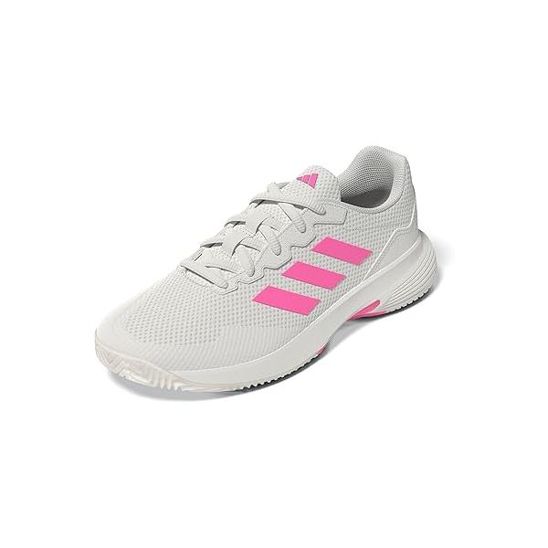 どんなゲームや、セット、マッチを通しても、自信をもって挑みたい。軽量メッシュアッパーとパッド入りヒールを搭載したゲームコート 2.0は、テニスのプレーをサポートする一足。フルレングスのEVAミッドソールが、コート上で安定感のある快適な履き心...