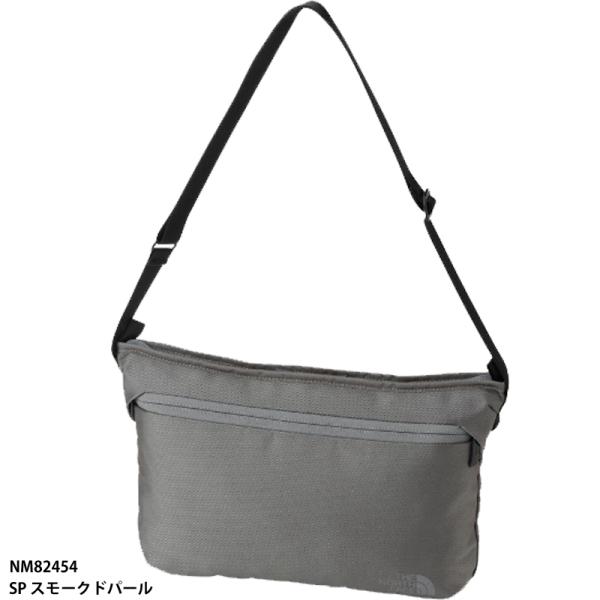 日常のガジェットをスマートに収納できオンオフで使いやすいショルダーバッグです。素材には、ハードユースにも耐えられる1050デニールのリサイクルコーデュラバリスティックナイロンを一部採用。日常使いからビジネスまで幅広いシーンで使用できるように...