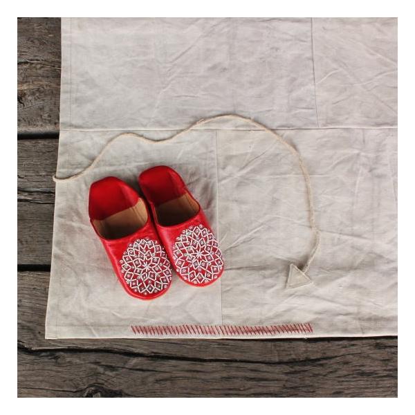 maitri by saranam }Cg[oCTi@zO}bg@120×180