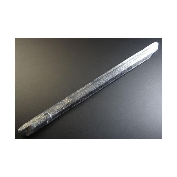 新しい展望、大きな富と力の冥王星の石'スティブナイト（輝安鉱）134mm