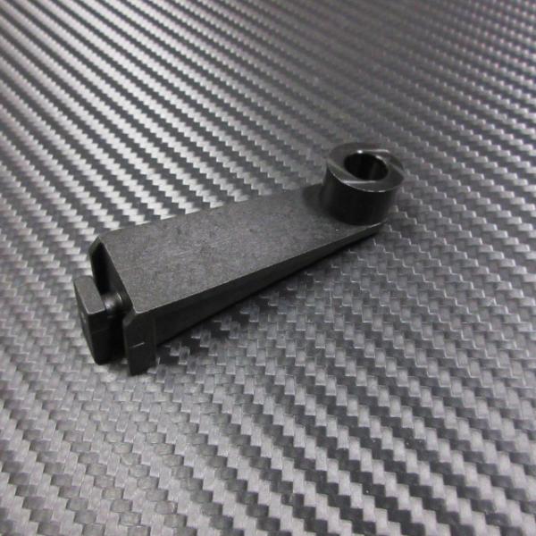 ラジエターファン固定用ブラケットサイズ（mm）76*31*22穴中心-スライド接地　67ｍｍラジエターにファンを固定する部品1台に4個必要となります。73151