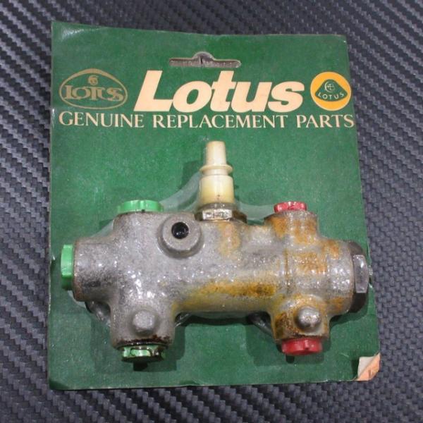 LOTUS ���[�^�X���� �v���b�V���[ �f�B�t�@�����X ���[�j���O �o���u �^ 50ELAN+2