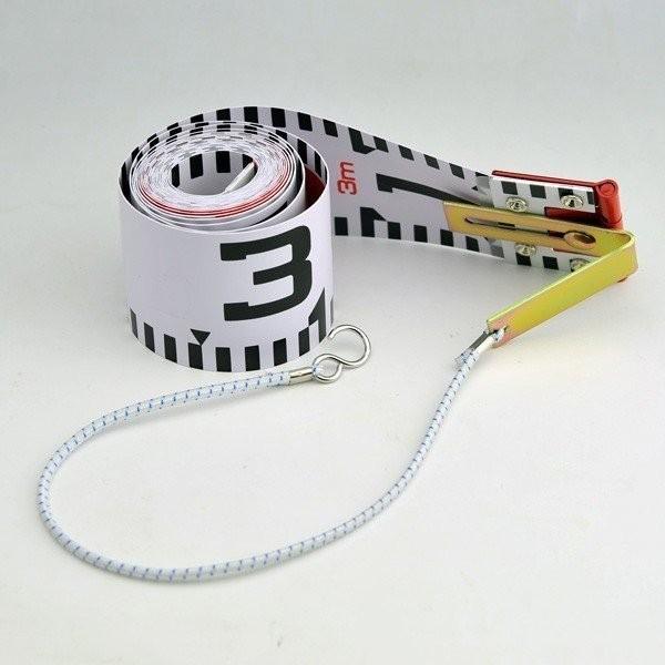 フックをスライドさせ、撮影の基点を鉄筋の端にも中心にも合わす事が出来ます。【仕様】目盛:紅白20cm縦目盛、紅白1m横目盛