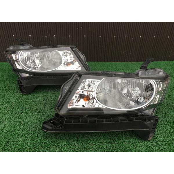 フリードスパイク HIDヘッドライト 左右セットKOITO 100-22068 ☆美品☆GB4 フリード スパイク 後期 HID ヘッドライト 左右 KOITO 100