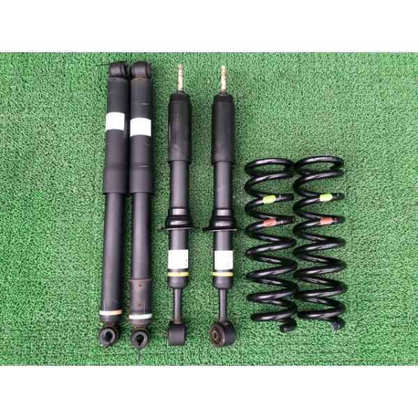 2PCS リアショックアブソーバー キャデラック XT5 車用 2PCS リアショックアブソーバー キャデラック XT5 車用