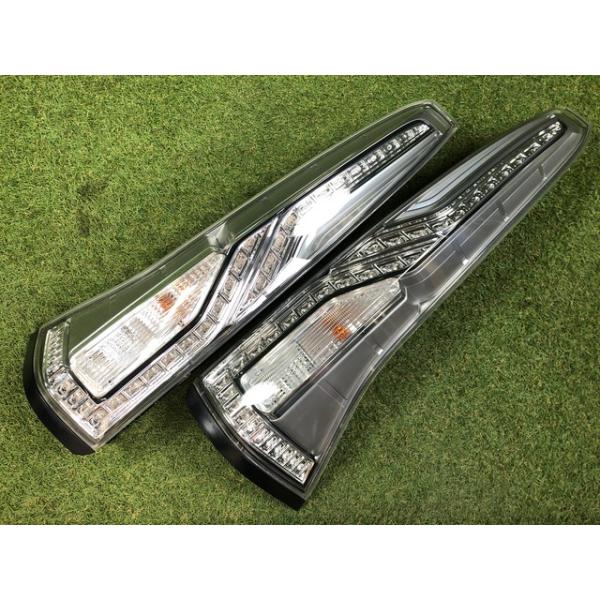 ☆HFC26 C26 セレナ ハイウェイスター 後期 テールランプ テールレンズ